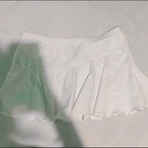 white nike tennis skirt size small